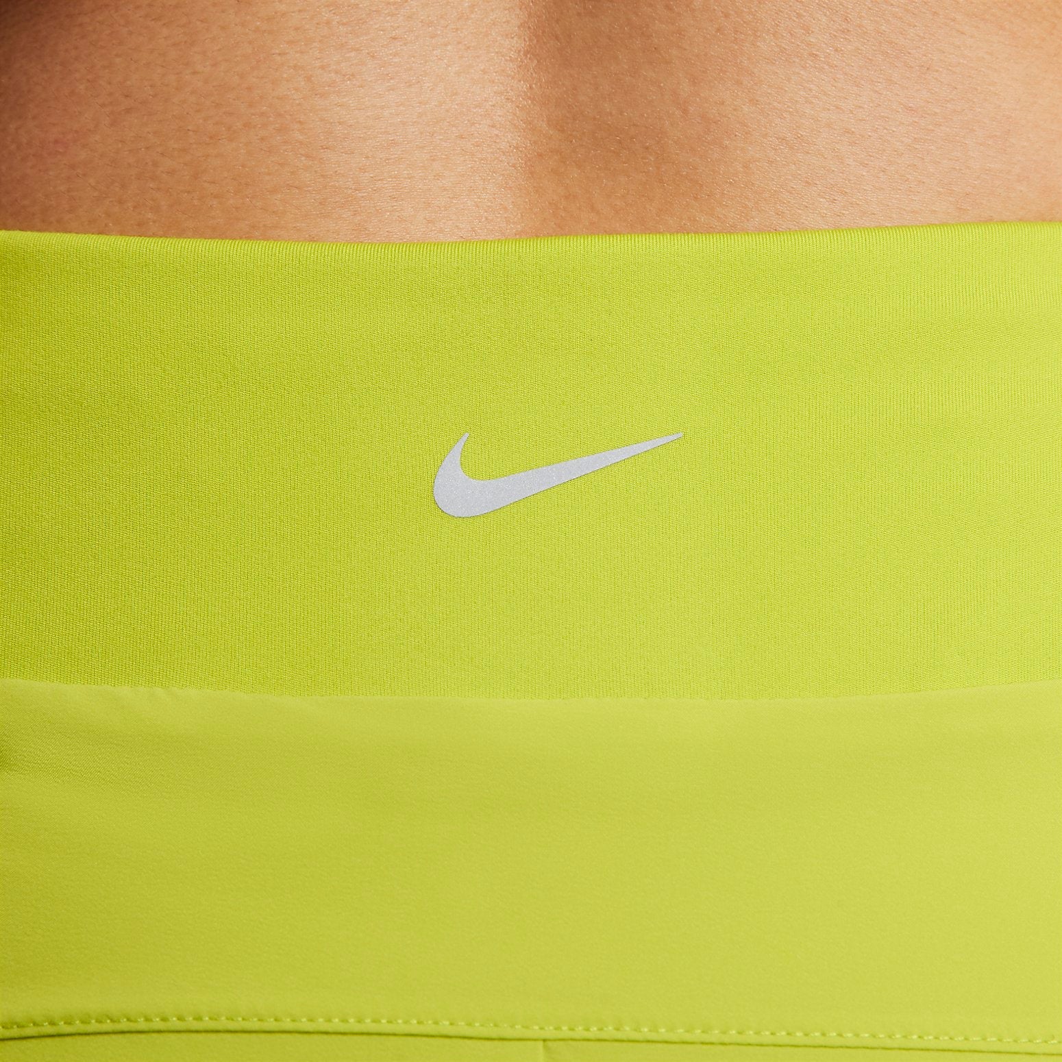 Image of (WMNS) Nike Bliss Dri-FIT Fitness Shorts mit hoher Taille und gefüttertem Slip ‚Grün‘ DX6019