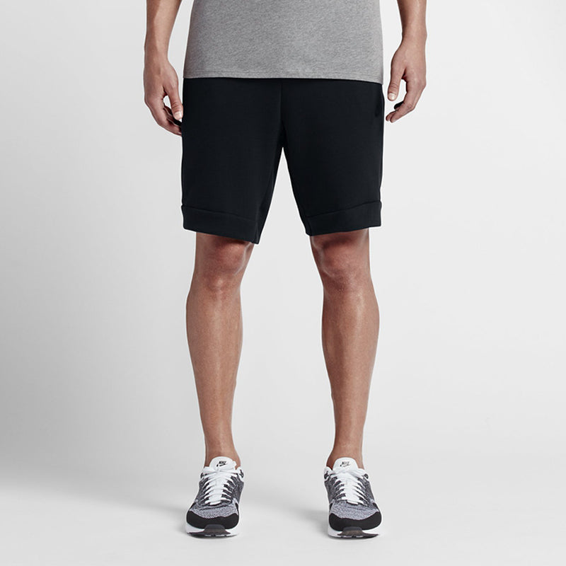 Image of Herren-Shorts Nike Tch FLC Short mit Alphabet-Logo und Schnürung, lockere Shorts 805161-010