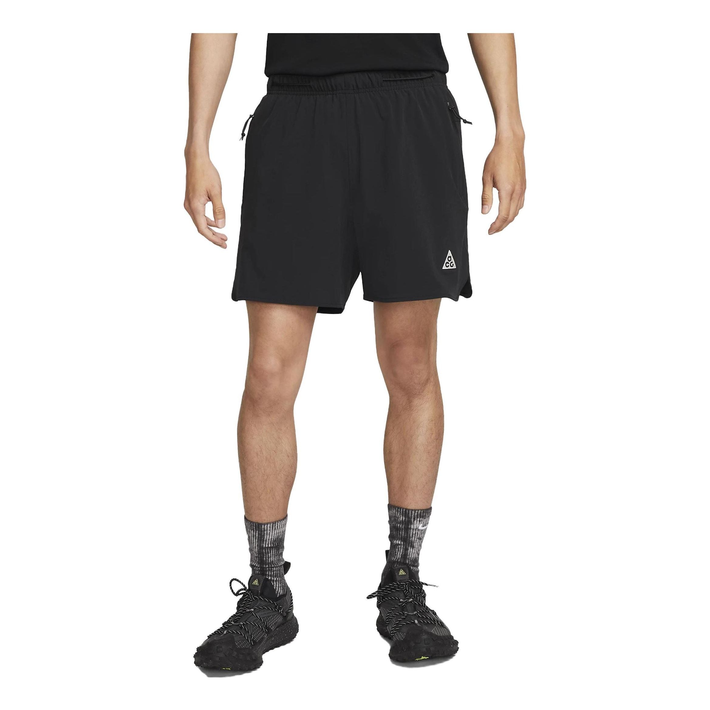 Image of Nike ACG Dri-FIT New Sands Shorts 'Core Black' DN3956-010