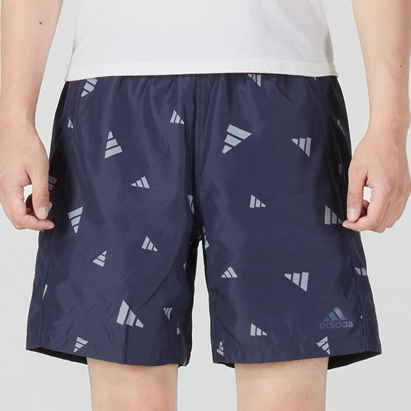 شورت رياضي كاجوال منسوج من adidas M Prsve Board S مطبوع عليه شعار Athleisure بالكامل باللون الأزرق