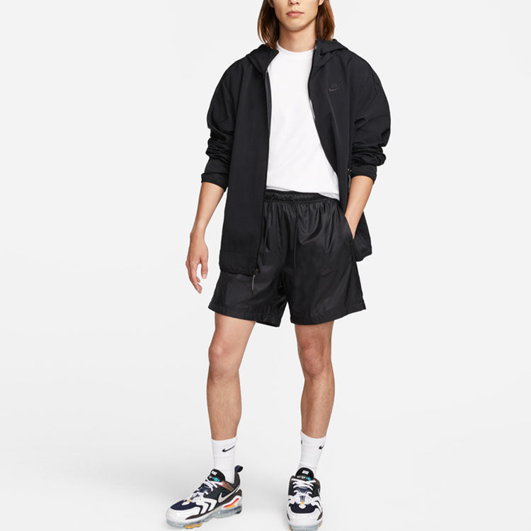 Image of مجموعة Nike Sportswear Tech Pack DQ4299-010