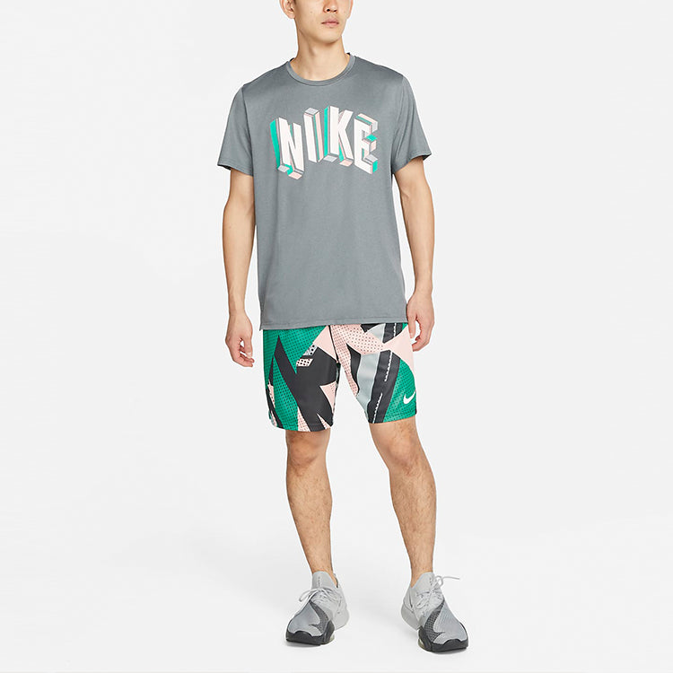 Image of Men's Nike Knit Printing Training Shorts Bleach Coral DM6677-697