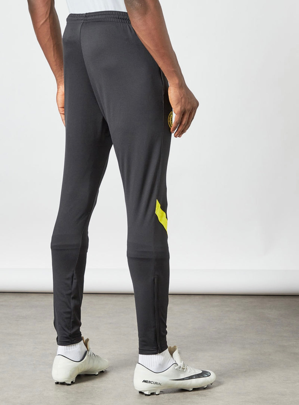 Image of Nike Chelsea FC Dri-FIT Football Pants