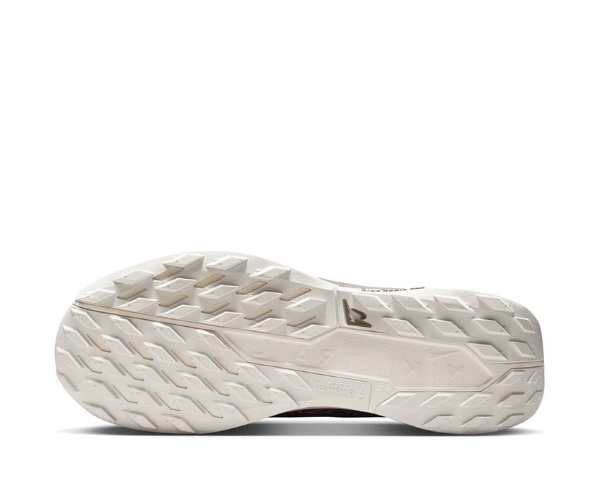 Image of Nike ReactX Pegasus Trail 5 GTX SP 